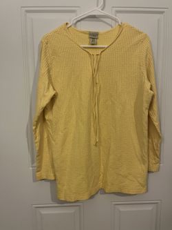 Women’s Medium L.L. Bean 100% Peruvian Cotton Yellow Long Sleeve Shirt EUC