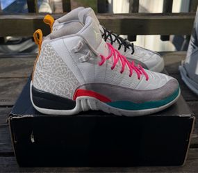 Air Jordan 12 “White Vapor Green” (GS) Size 7Y