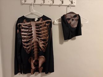 Halloween skeleton shirt with hoodie mask
