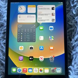 iPad 7th Gen Excellent Condition On Latest iOS 18.3.2