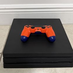 Play Station 4 Pro 1Tb