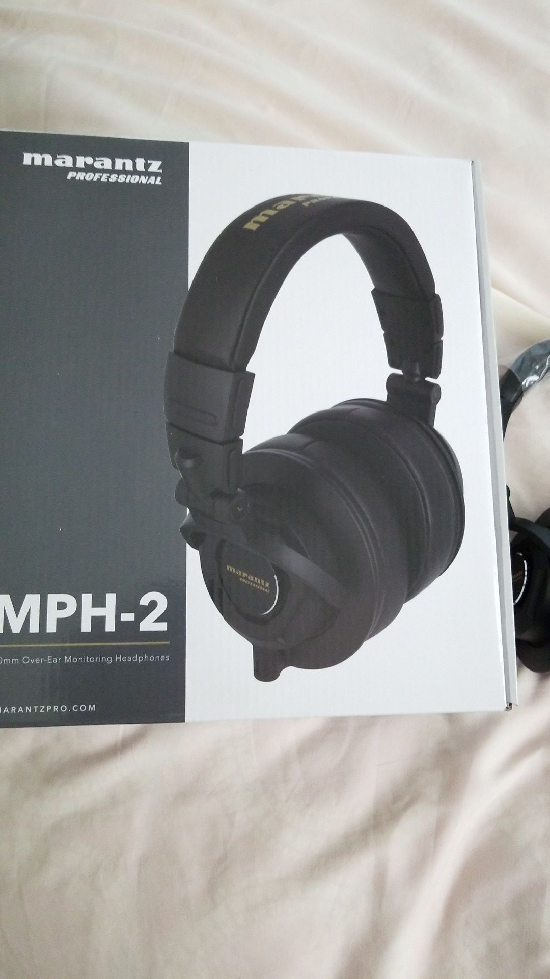 Marantz MPH-2 monitor prof headphones