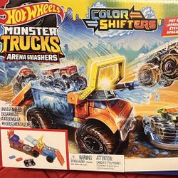 Monster Truck Arena smasher