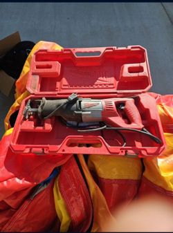 Milwaukee Corded Sawsall