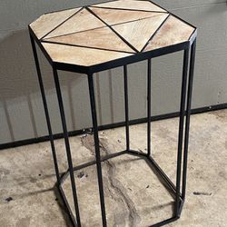Geometric Design Wood Top Side Table End Table 