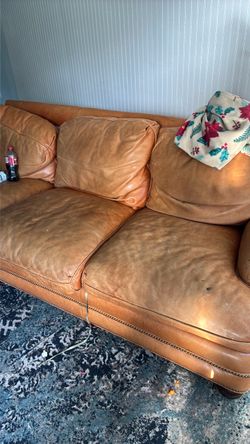 Couch need gone asap