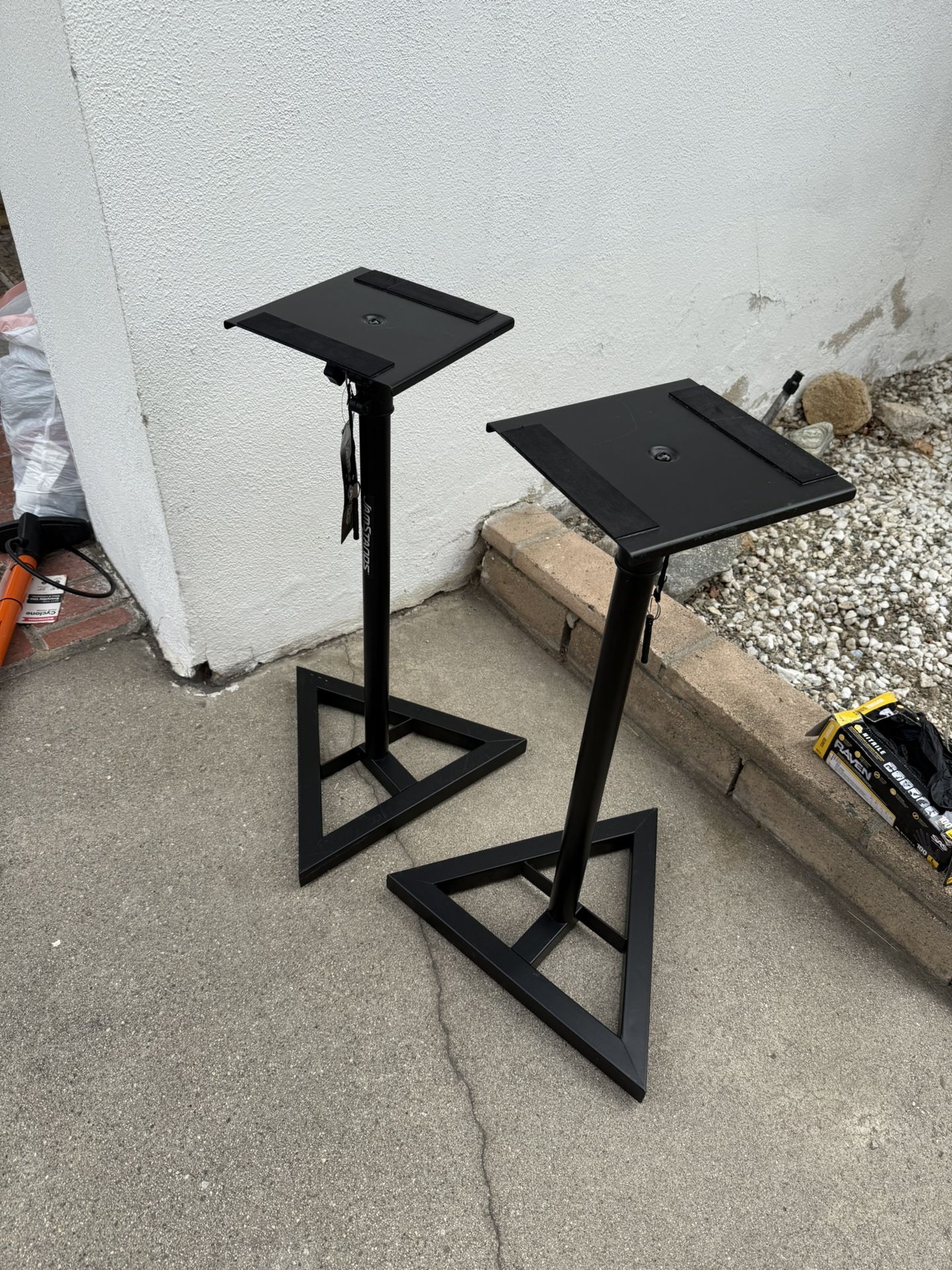 JamStands Speaker Stands