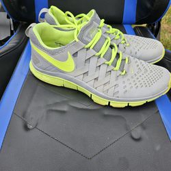 Nike Mens Sz 12 Shoes