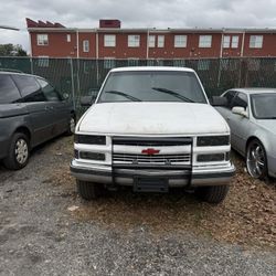 1998 Chevy K1500 Step side
