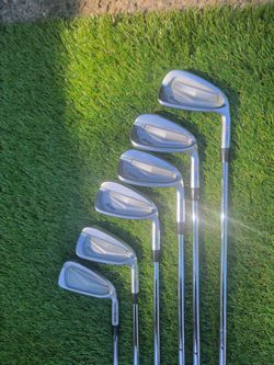 Ping i210 iron set