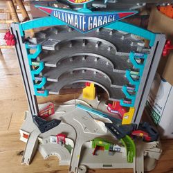 HOT WHEEL Ultimate Garage 