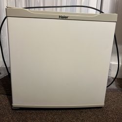 Haier 1.8 Sq.ft.  MiniFrig Refrigerator With Freezer Frig