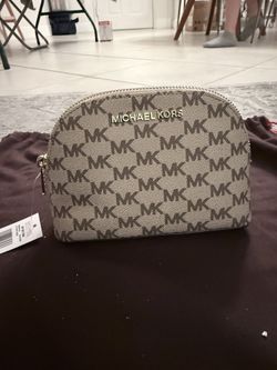 Michael Kors Small Travel Pouch