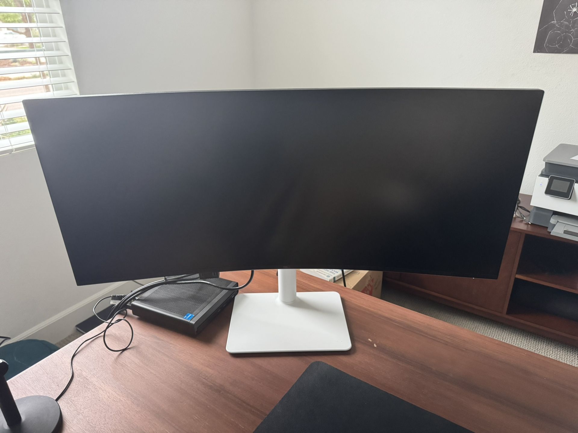 Brand New Dell 34 Curved Monitor 