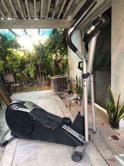 ProForm cross trainer 820 reflex step elliptical machine