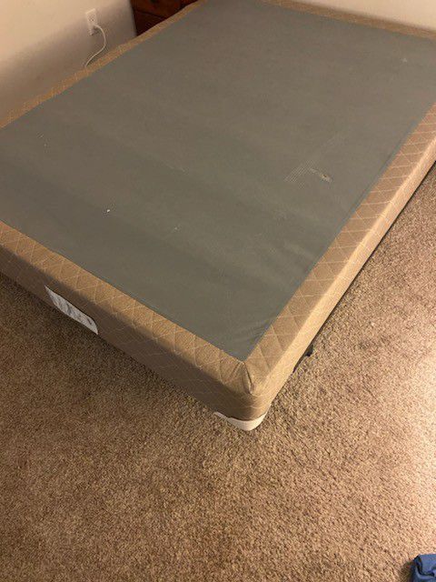 Box spring & bed frame queen size