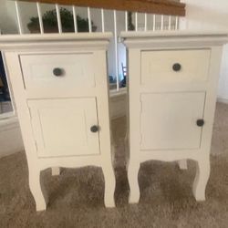 Tables - White shabby chic/country cottage end tables