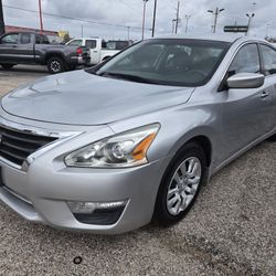 2015 Nissan Altima From $ 990 Down 