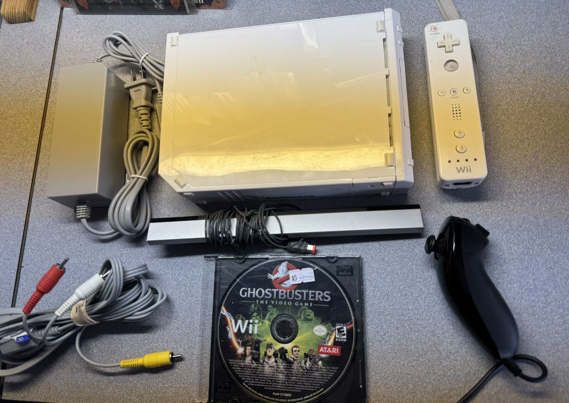 Nintendo Wii Ghostbusters Bundle
