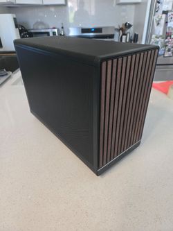 Lian Li Dan A3 Wood micro ATX PC Case with CPU Cooler and 4x Arctic Cooler Case Fans
