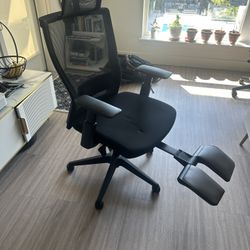 Autonomous AI Office Chair