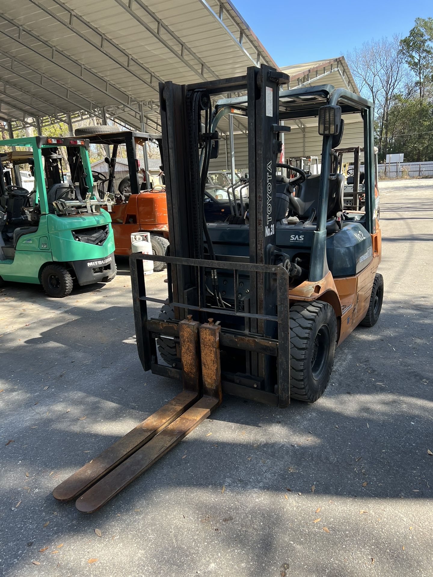 Used Japanese Imported 2002 Toyota 7FGL20 Forklift Truck