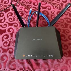  Netgear Nighthawk AC1900 WiFi Router With AC Adapter And Ethernet Cable
