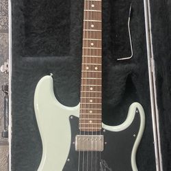 Fender Blacktop Stratocaster Electric Guitar 
