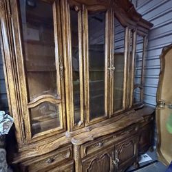 China Cabinet In Great Condition