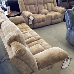  Tip-Off Sofa and Loveseat Set