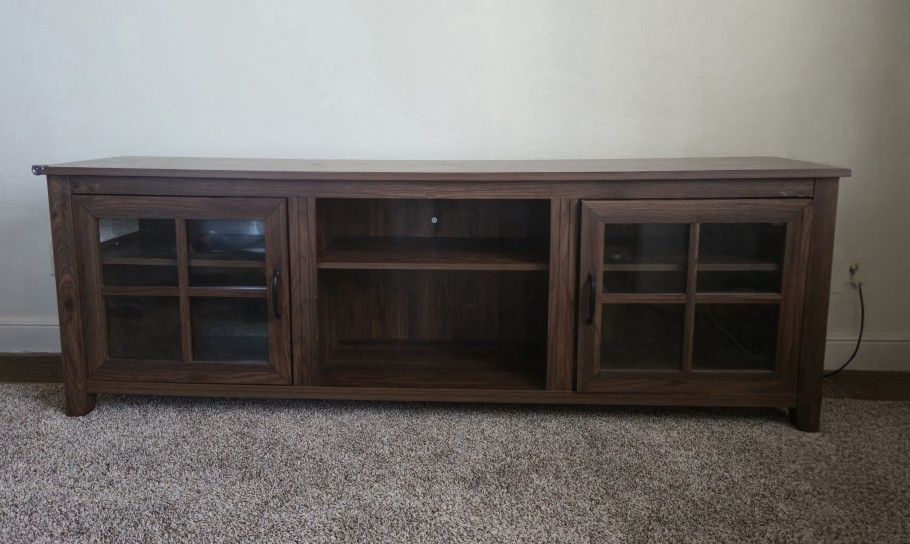 Farmhouse 2-Door Glass Windowpane 70" TV Stand