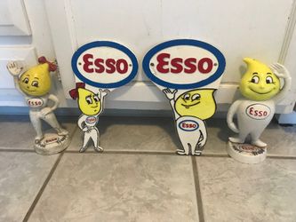 Vintage Esso Cast Iron Herr & Frau Tropf Coin Banks & Cast Iron Esso Signs for Same Characters