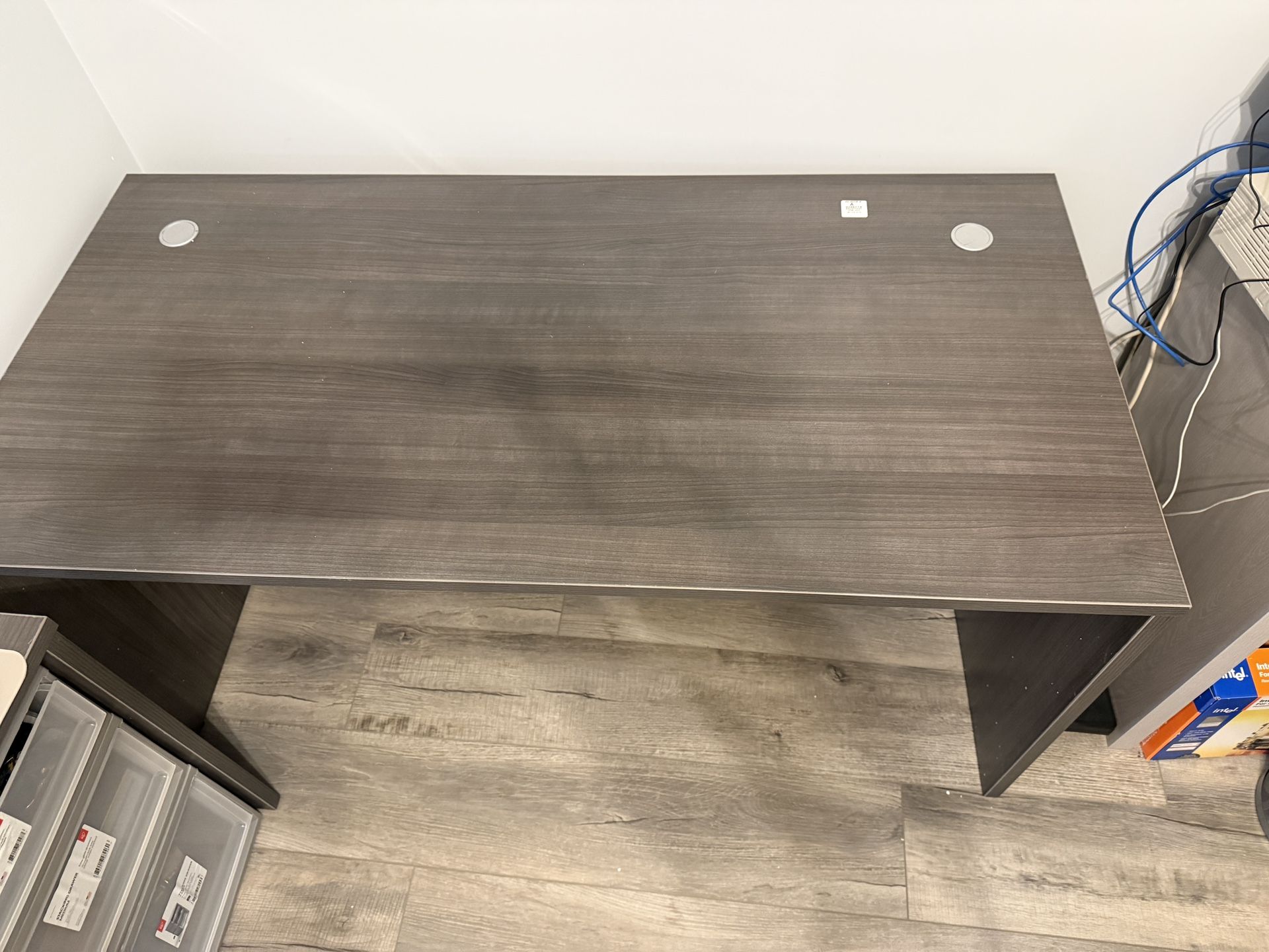 Desk-dark Gray