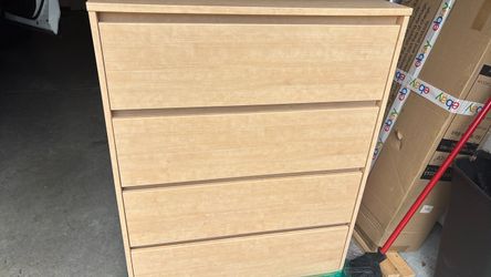 Drawer dresser