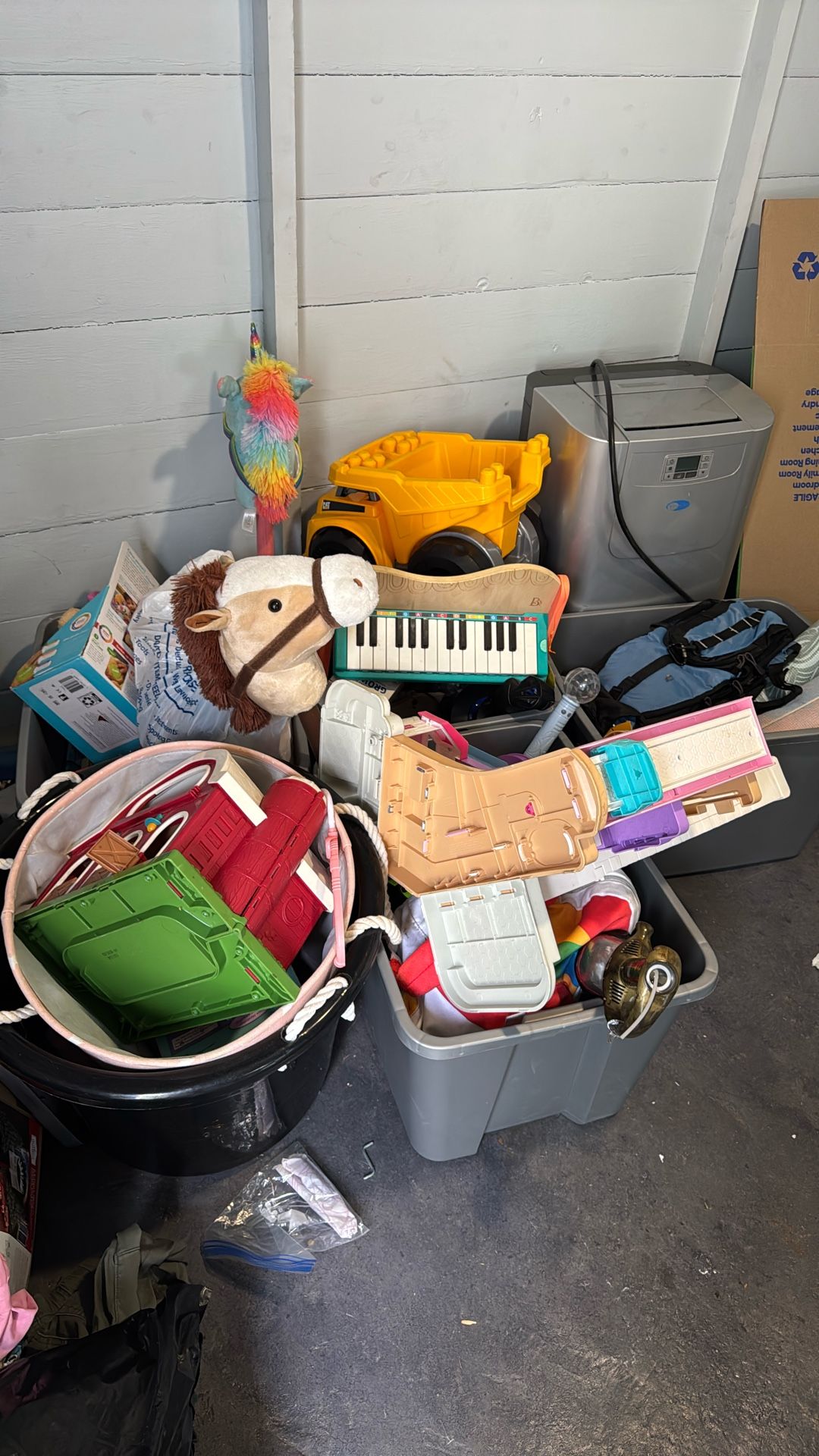 Lot Of Items!! Everything Must Go