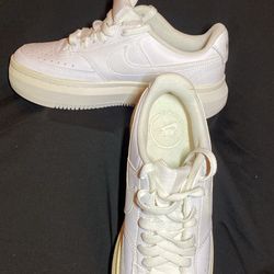 Nike Night Court Vision Alta Women’s Shoes