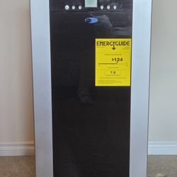 Whynter ARC-14SH Portable AC, Heater, Dehumidifier, and Fan with Remote - Lightly used