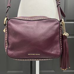 Michael Kors Leather Pursr