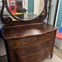 1901 Mahogany Widdicomb Dresser