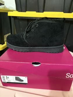 Brand New Women’s Boots