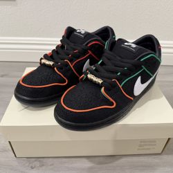 Nike SB Dunk Low Pro x Bronx Girls Skate Size M8.5 / W10