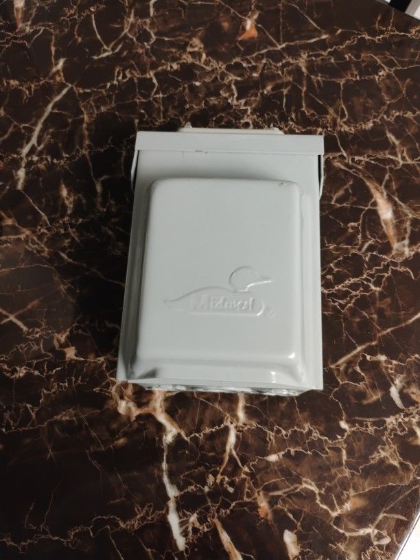 GE OUTDOOR RECEPTACLE