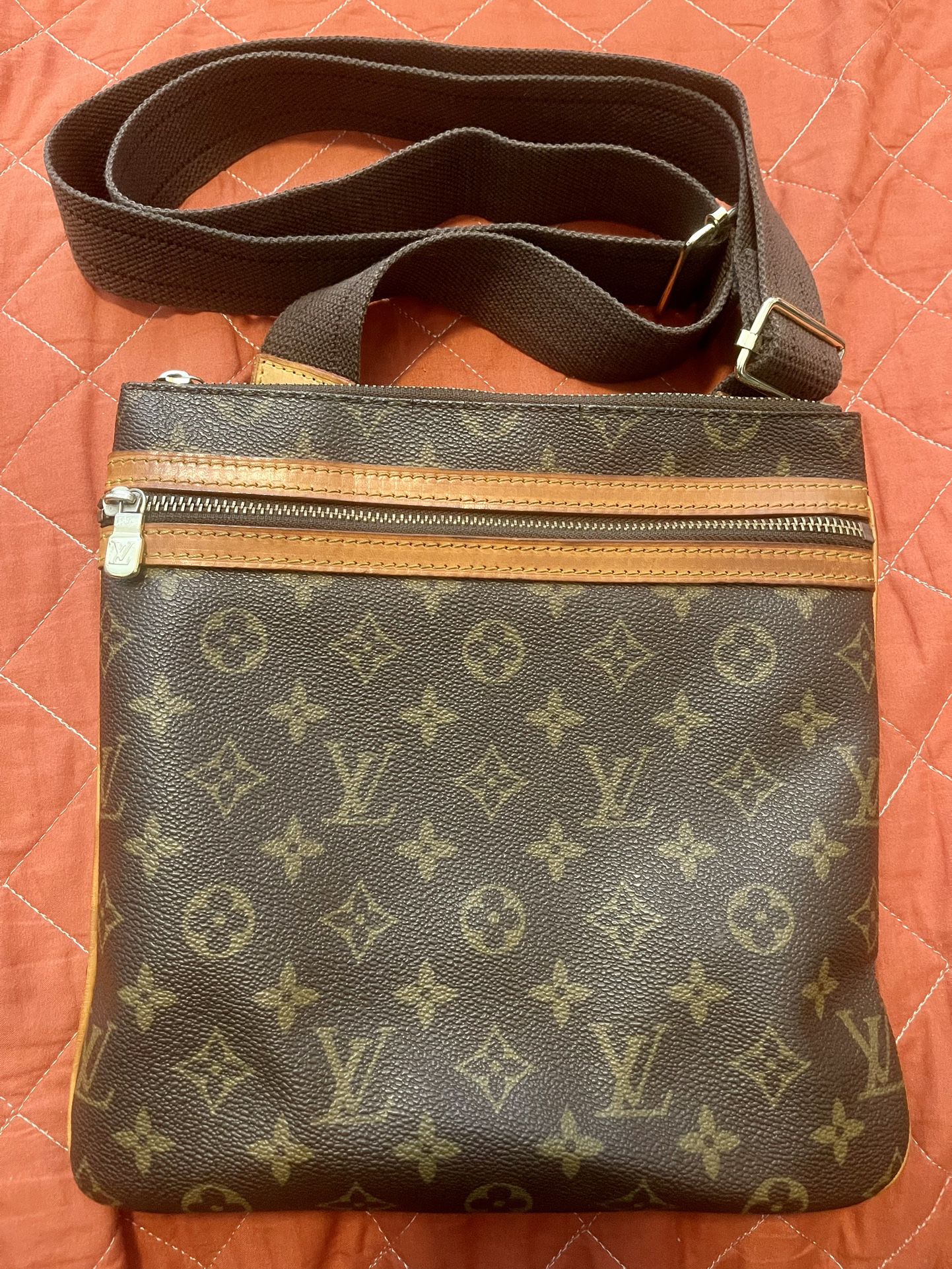 Louis Vuitton Handbag for Sale in Santa Barbara, CA - OfferUp