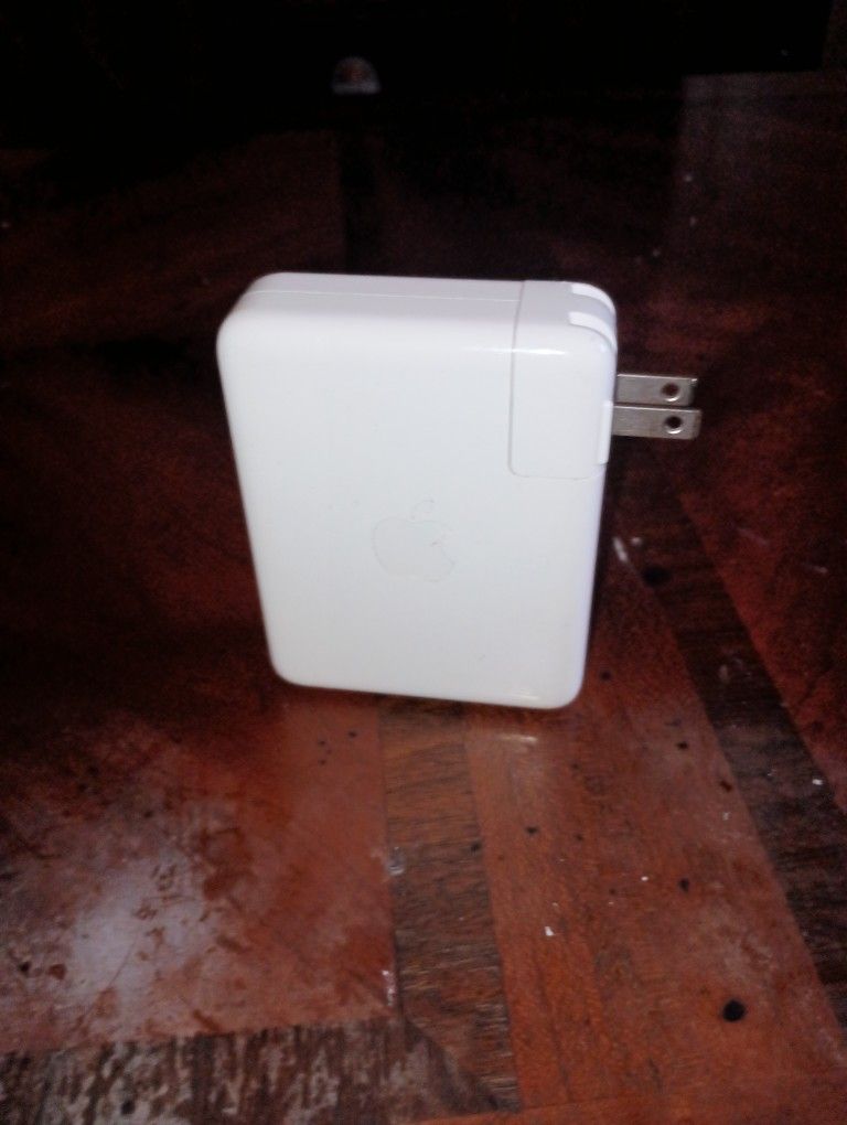 Apple Charger