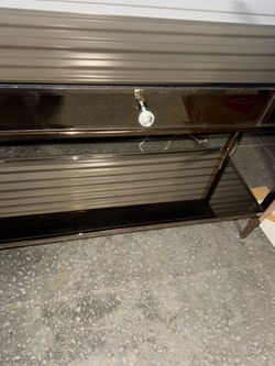 Beautiful GLASS TABLE