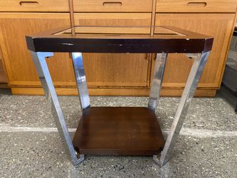 Truman Side Table w/ Mirror Top & Metal Legs