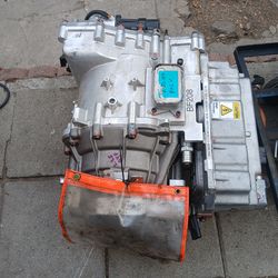 FRONT DRIVE UNITS!!! 650$ EACH OBO ..TRADES?