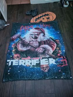 Terrifier Art the Clown Fleece Throw Blanket