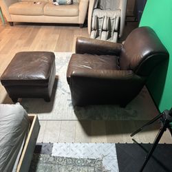 Leather chair with ottoman 
