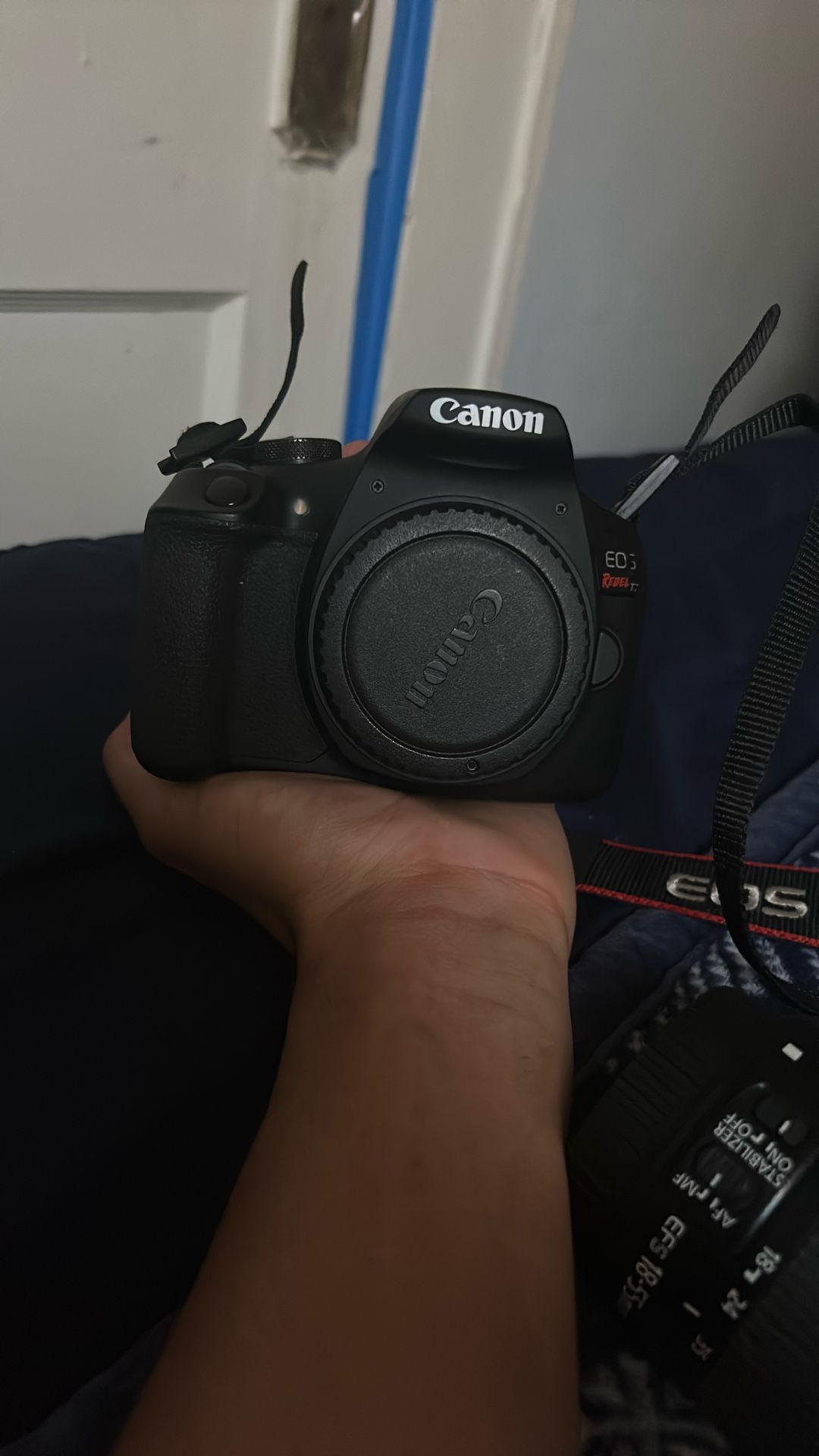 Canon EOS Rebel T7 Camera
